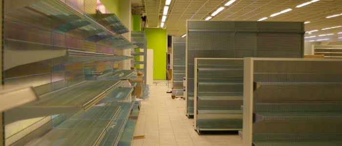 metal wall and end bay retail shelving