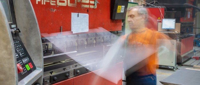 Sheet metal bending with press brake