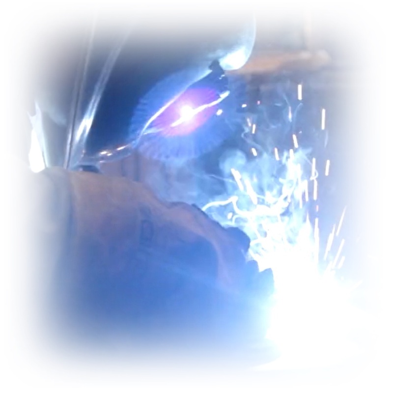 Industrial welding of metal components