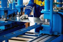 CNC metāla lokšņu štancēšana un apstrāde